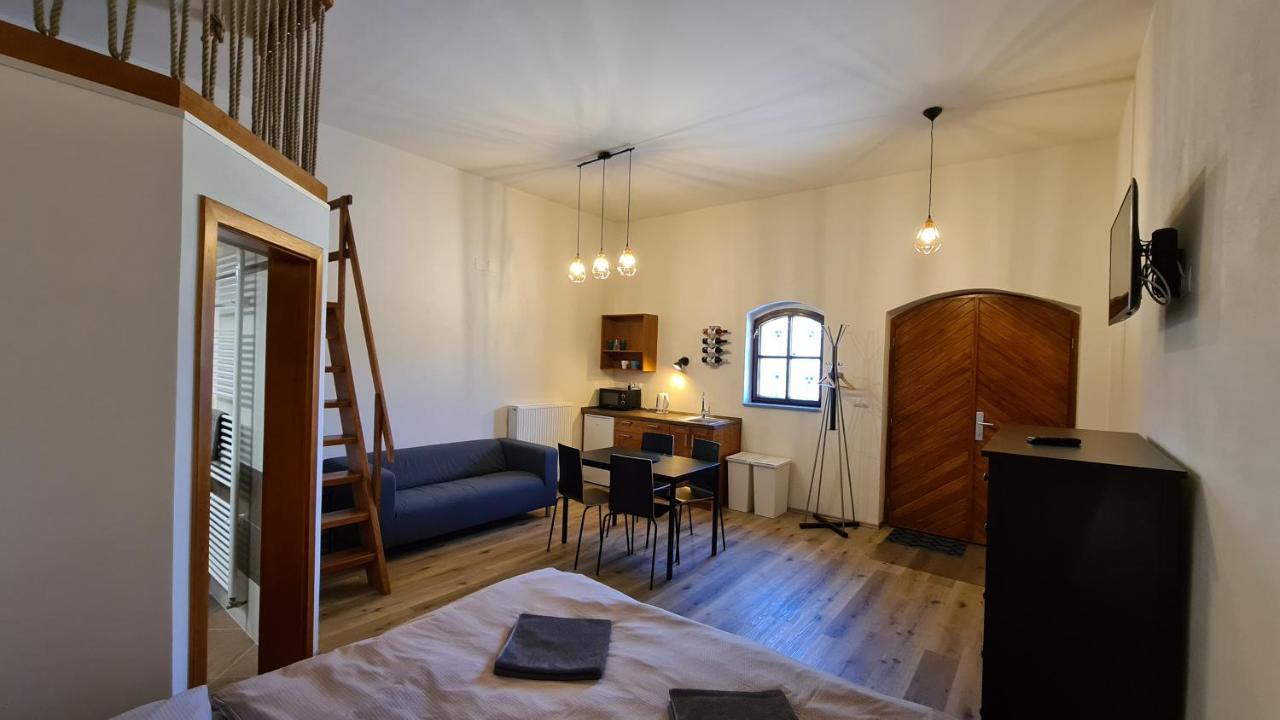 Apartmany Turold מיקולוב מראה חיצוני תמונה