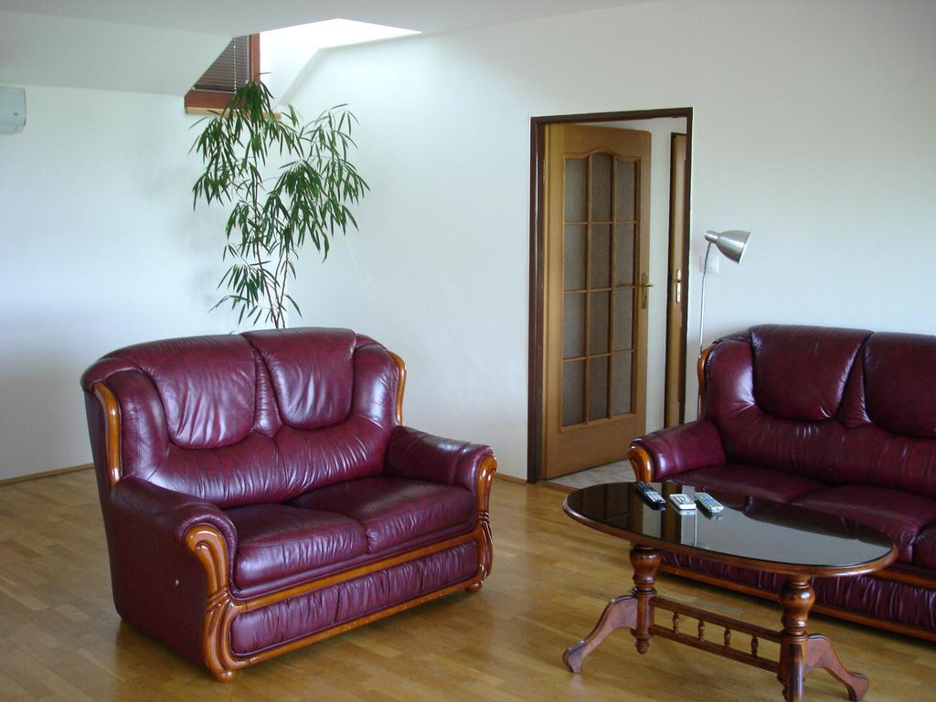 Apartmany Turold מיקולוב מראה חיצוני תמונה